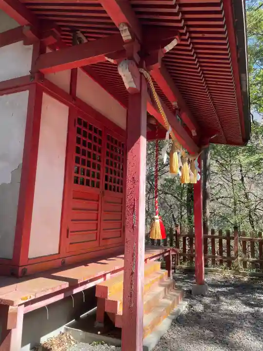 伊勢ケ渕弁天宮の{uncategorized: "未分類", other: "その他", undefined: "問題あり", building: "その他建物", grave: "お墓", sacred_gate: "鳥居", guardian: "狛犬", statue: "像", buddha: "仏像", history: "歴史", nature: "自然", garden: "庭園", animal: "動物", pagoda: "塔", temizu: "手水舎", mountain_gate: "山門・神門", sanctuary: "本殿・本堂", subordinate: "末社・摂社", art: "芸術", scenery: "景色", jizo: "地蔵", ema: "絵馬", goshuin: "御朱印", omikuji: "おみくじ", items: "授与品その他", amulet: "お守り", goshuincho: "御朱印帳", eats: "食事", festival: "お祭り", votive_dance: "神楽", shichigosan: "七五三参", wedding: "結婚式", experience: "体験その他", initially: "初詣", around: "周辺", anti_infection: "感染症対策"}