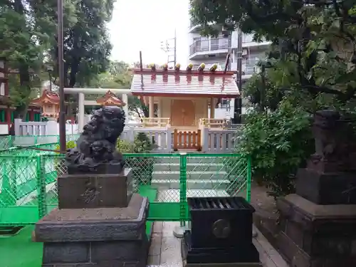 蒲田八幡神社の狛犬