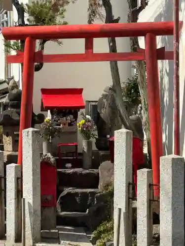 経王大菩薩の{uncategorized: "未分類", other: "その他", undefined: "問題あり", building: "その他建物", grave: "お墓", sacred_gate: "鳥居", guardian: "狛犬", statue: "像", buddha: "仏像", history: "歴史", nature: "自然", garden: "庭園", animal: "動物", pagoda: "塔", temizu: "手水舎", mountain_gate: "山門・神門", sanctuary: "本殿・本堂", subordinate: "末社・摂社", art: "芸術", scenery: "景色", jizo: "地蔵", ema: "絵馬", goshuin: "御朱印", omikuji: "おみくじ", items: "授与品その他", amulet: "お守り", goshuincho: "御朱印帳", eats: "食事", festival: "お祭り", votive_dance: "神楽", shichigosan: "七五三参", wedding: "結婚式", experience: "体験その他", initially: "初詣", around: "周辺", anti_infection: "感染症対策"}