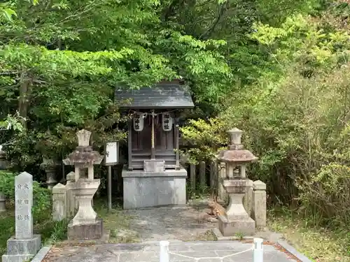 鍬渓神社の末社・摂社