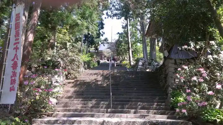 成相寺のその他建物