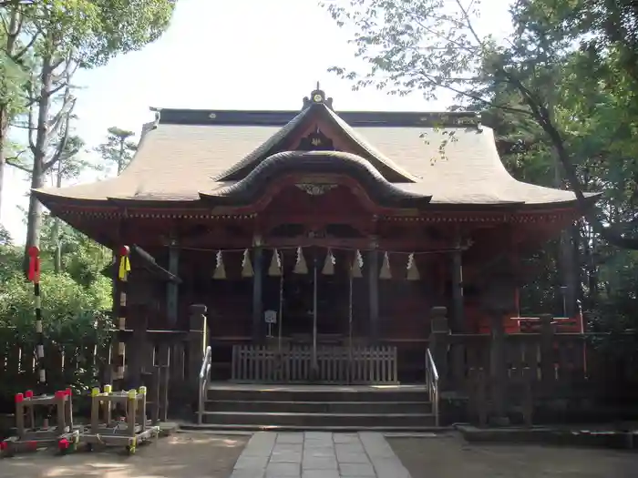 飯香岡八幡宮の本殿