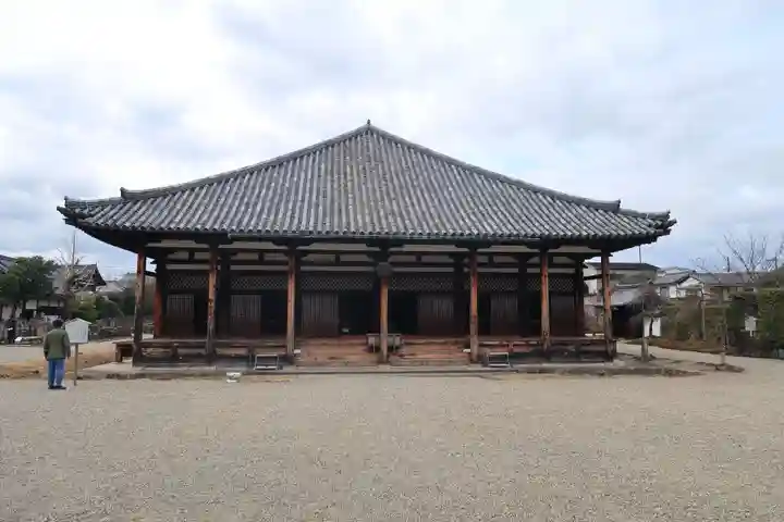 元興寺の本殿・本堂