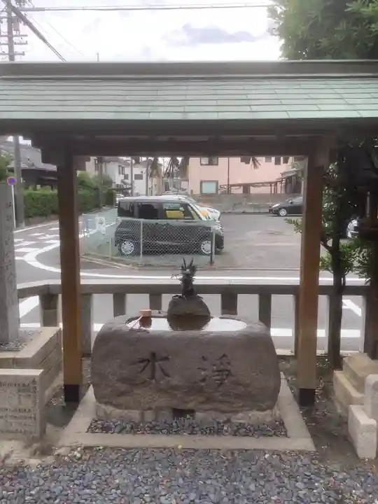 大磯神社の手水舎
