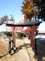 諏訪神社の{uncategorized: "未分類", other: "その他", undefined: "問題あり", building: "その他建物", grave: "お墓", sacred_gate: "鳥居", guardian: "狛犬", statue: "像", buddha: "仏像", history: "歴史", nature: "自然", garden: "庭園", animal: "動物", pagoda: "塔", temizu: "手水舎", mountain_gate: "山門・神門", sanctuary: "本殿・本堂", subordinate: "末社・摂社", art: "芸術", scenery: "景色", jizo: "地蔵", ema: "絵馬", goshuin: "御朱印", omikuji: "おみくじ", items: "授与品その他", amulet: "お守り", goshuincho: "御朱印帳", eats: "食事", festival: "お祭り", votive_dance: "神楽", shichigosan: "七五三参", wedding: "結婚式", experience: "体験その他", initially: "初詣", around: "周辺", anti_infection: "感染症対策"}