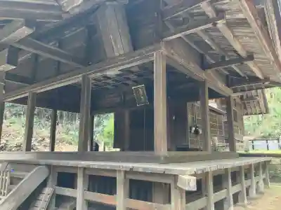 舞岡八幡宮の{uncategorized: "未分類", other: "その他", undefined: "問題あり", building: "その他建物", grave: "お墓", sacred_gate: "鳥居", guardian: "狛犬", statue: "像", buddha: "仏像", history: "歴史", nature: "自然", garden: "庭園", animal: "動物", pagoda: "塔", temizu: "手水舎", mountain_gate: "山門・神門", sanctuary: "本殿・本堂", subordinate: "末社・摂社", art: "芸術", scenery: "景色", jizo: "地蔵", ema: "絵馬", goshuin: "御朱印", omikuji: "おみくじ", items: "授与品その他", amulet: "お守り", goshuincho: "御朱印帳", eats: "食事", festival: "お祭り", votive_dance: "神楽", shichigosan: "七五三参", wedding: "結婚式", experience: "体験その他", initially: "初詣", around: "周辺", anti_infection: "感染症対策"}