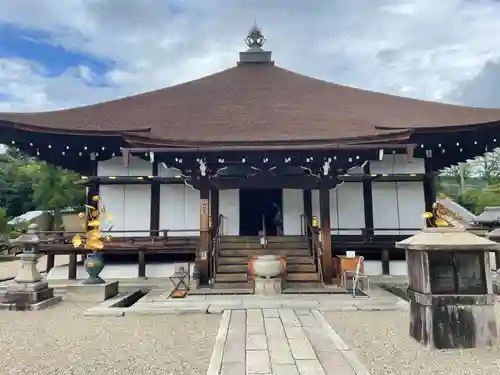 仁和寺の本殿・本堂