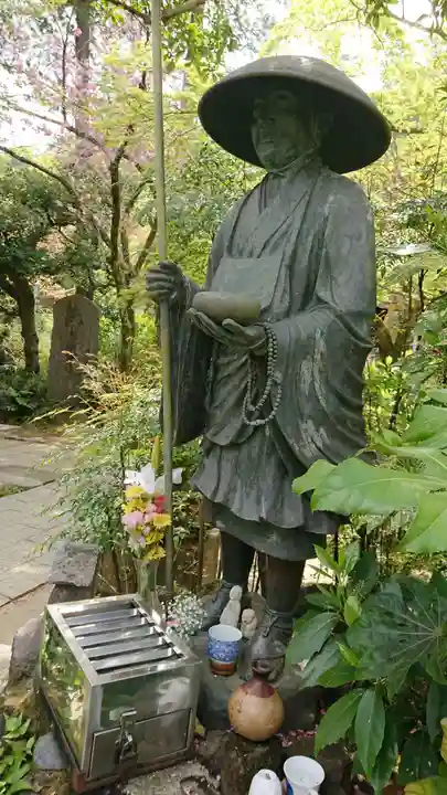 高幡不動尊 金剛寺の像