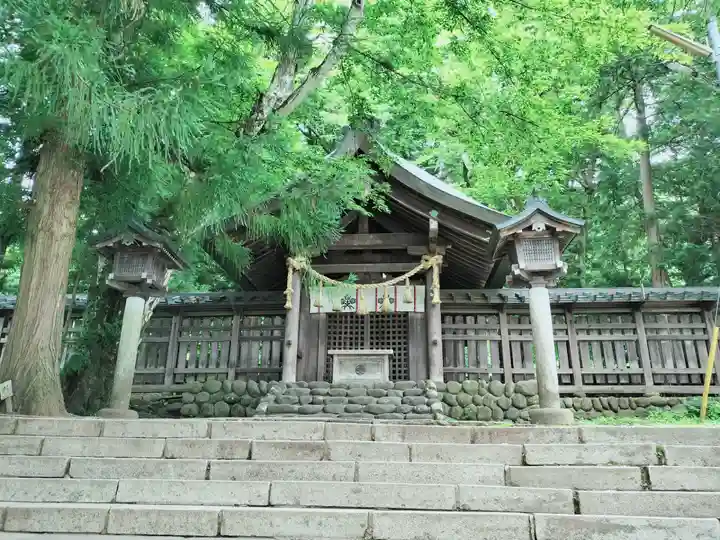 諏訪大社上社前宮(長野県)