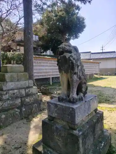 揖夜神社の{uncategorized: "未分類", other: "その他", undefined: "問題あり", building: "その他建物", grave: "お墓", sacred_gate: "鳥居", guardian: "狛犬", statue: "像", buddha: "仏像", history: "歴史", nature: "自然", garden: "庭園", animal: "動物", pagoda: "塔", temizu: "手水舎", mountain_gate: "山門・神門", sanctuary: "本殿・本堂", subordinate: "末社・摂社", art: "芸術", scenery: "景色", jizo: "地蔵", ema: "絵馬", goshuin: "御朱印", omikuji: "おみくじ", items: "授与品その他", amulet: "お守り", goshuincho: "御朱印帳", eats: "食事", festival: "お祭り", votive_dance: "神楽", shichigosan: "七五三参", wedding: "結婚式", experience: "体験その他", initially: "初詣", around: "周辺", anti_infection: "感染症対策"}