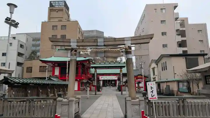 鷲神社の{uncategorized: "未分類", other: "その他", undefined: "問題あり", building: "その他建物", grave: "お墓", sacred_gate: "鳥居", guardian: "狛犬", statue: "像", buddha: "仏像", history: "歴史", nature: "自然", garden: "庭園", animal: "動物", pagoda: "塔", temizu: "手水舎", mountain_gate: "山門・神門", sanctuary: "本殿・本堂", subordinate: "末社・摂社", art: "芸術", scenery: "景色", jizo: "地蔵", ema: "絵馬", goshuin: "御朱印", omikuji: "おみくじ", items: "授与品その他", amulet: "お守り", goshuincho: "御朱印帳", eats: "食事", festival: "お祭り", votive_dance: "神楽", shichigosan: "七五三参", wedding: "結婚式", experience: "体験その他", initially: "初詣", around: "周辺", anti_infection: "感染症対策"}