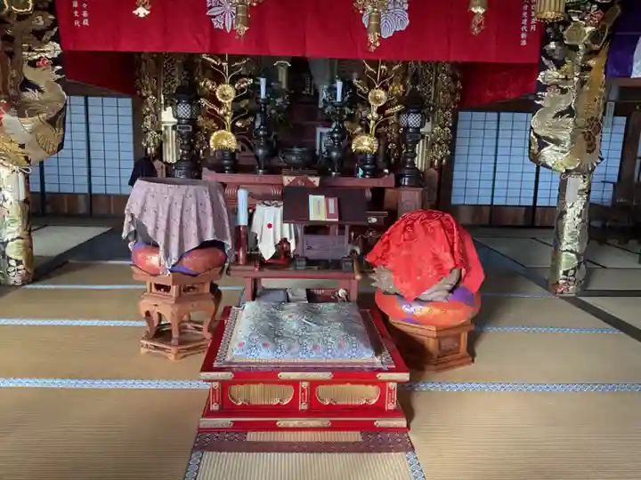 薬師寺(北外山)の本殿・本堂