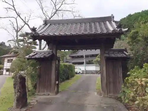 盤脚院の山門・神門