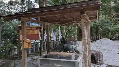 池川神社の手水舎