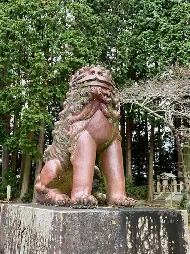 新宮神社の狛犬