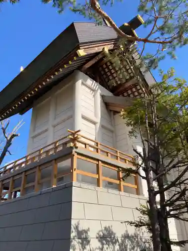 烈々布神社の本殿・本堂