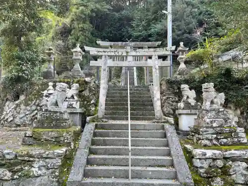 十二社神社の鳥居