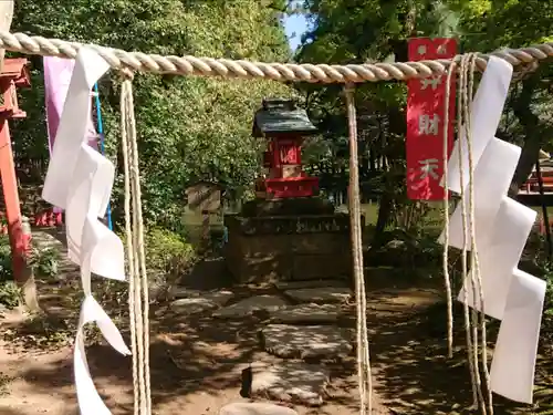 間々田八幡宮の末社・摂社