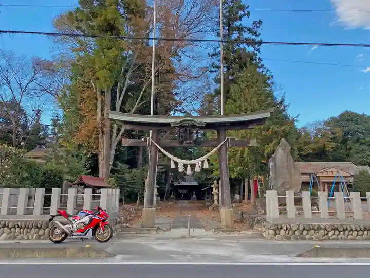 出雲乃伊波比神社の鳥居