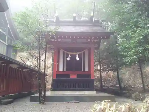 霧島東神社の末社