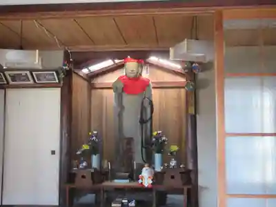 地蔵堂（子育地蔵堂）の地蔵