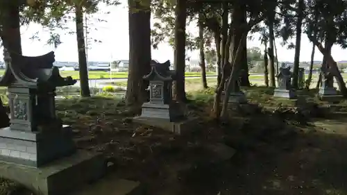 春日神社の末社