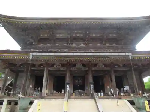 金峯山寺の本殿・本堂