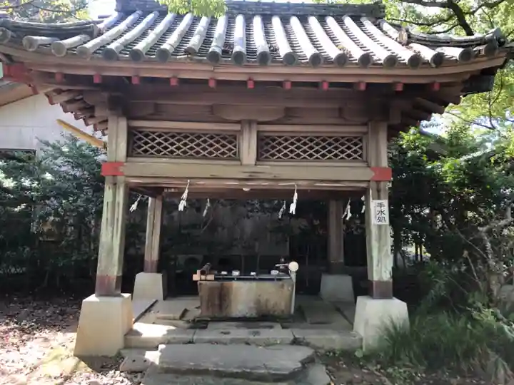 忌部神社の手水舎