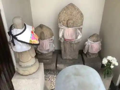 秋葉山 常光院の地蔵