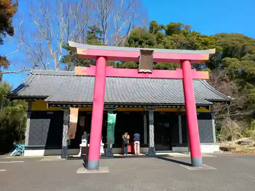 葦船神社の{uncategorized: "未分類", other: "その他", undefined: "問題あり", building: "その他建物", grave: "お墓", sacred_gate: "鳥居", guardian: "狛犬", statue: "像", buddha: "仏像", history: "歴史", nature: "自然", garden: "庭園", animal: "動物", pagoda: "塔", temizu: "手水舎", mountain_gate: "山門・神門", sanctuary: "本殿・本堂", subordinate: "末社・摂社", art: "芸術", scenery: "景色", jizo: "地蔵", ema: "絵馬", goshuin: "御朱印", omikuji: "おみくじ", items: "授与品その他", amulet: "お守り", goshuincho: "御朱印帳", eats: "食事", festival: "お祭り", votive_dance: "神楽", shichigosan: "七五三参", wedding: "結婚式", experience: "体験その他", initially: "初詣", around: "周辺", anti_infection: "感染症対策"}