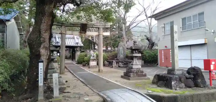畑山神社の鳥居