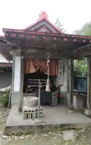 岡部薬師堂の本殿