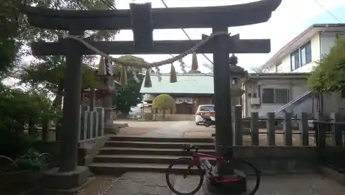 生麦杉山神社の鳥居