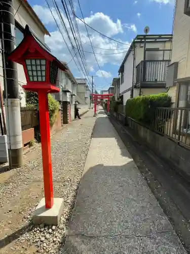 久富稲荷神社の{uncategorized: "未分類", other: "その他", undefined: "問題あり", building: "その他建物", grave: "お墓", sacred_gate: "鳥居", guardian: "狛犬", statue: "像", buddha: "仏像", history: "歴史", nature: "自然", garden: "庭園", animal: "動物", pagoda: "塔", temizu: "手水舎", mountain_gate: "山門・神門", sanctuary: "本殿・本堂", subordinate: "末社・摂社", art: "芸術", scenery: "景色", jizo: "地蔵", ema: "絵馬", goshuin: "御朱印", omikuji: "おみくじ", items: "授与品その他", amulet: "お守り", goshuincho: "御朱印帳", eats: "食事", festival: "お祭り", votive_dance: "神楽", shichigosan: "七五三参", wedding: "結婚式", experience: "体験その他", initially: "初詣", around: "周辺", anti_infection: "感染症対策"}