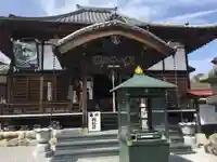 観音寺の本殿・本堂