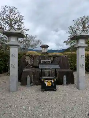 熊野本宮大社産田社の{uncategorized: "未分類", other: "その他", undefined: "問題あり", building: "その他建物", grave: "お墓", sacred_gate: "鳥居", guardian: "狛犬", statue: "像", buddha: "仏像", history: "歴史", nature: "自然", garden: "庭園", animal: "動物", pagoda: "塔", temizu: "手水舎", mountain_gate: "山門・神門", sanctuary: "本殿・本堂", subordinate: "末社・摂社", art: "芸術", scenery: "景色", jizo: "地蔵", ema: "絵馬", goshuin: "御朱印", omikuji: "おみくじ", items: "授与品その他", amulet: "お守り", goshuincho: "御朱印帳", eats: "食事", festival: "お祭り", votive_dance: "神楽", shichigosan: "七五三参", wedding: "結婚式", experience: "体験その他", initially: "初詣", around: "周辺", anti_infection: "感染症対策"}