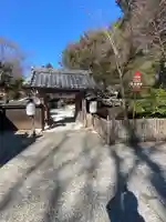 𠮷水神社(吉水神社)の山門・神門