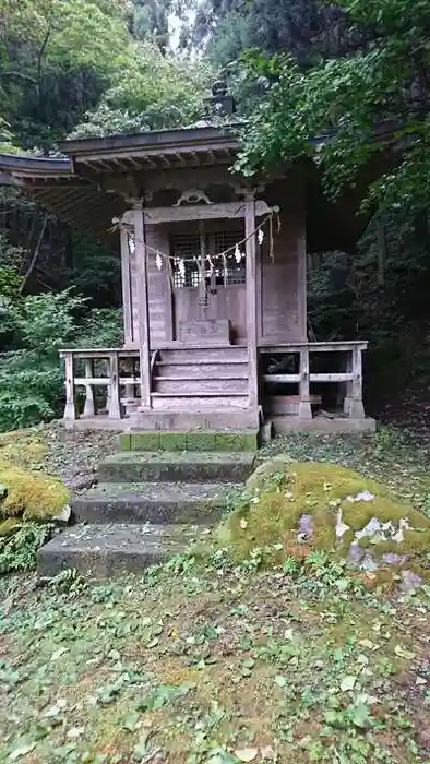 大瀧神社の本殿