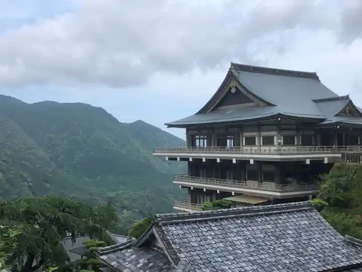 青岸渡寺のその他建物