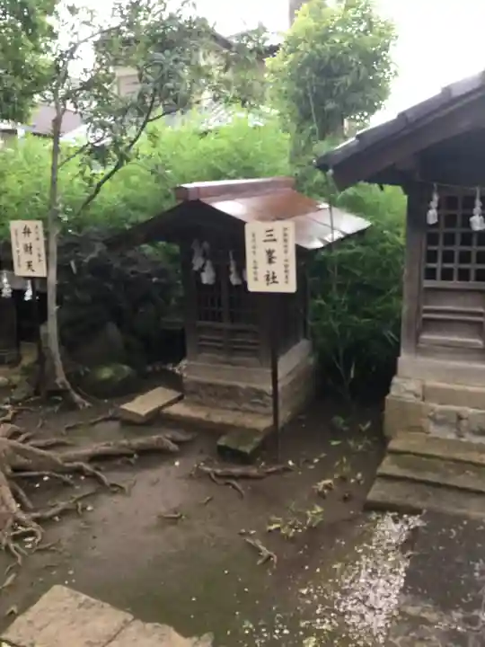 鳩ヶ谷氷川神社の末社・摂社
