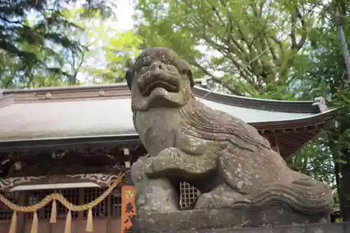 東八幡神社の狛犬