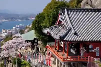 千光寺の本殿・本堂