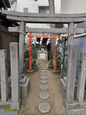 薬師神社の{uncategorized: "未分類", other: "その他", undefined: "問題あり", building: "その他建物", grave: "お墓", sacred_gate: "鳥居", guardian: "狛犬", statue: "像", buddha: "仏像", history: "歴史", nature: "自然", garden: "庭園", animal: "動物", pagoda: "塔", temizu: "手水舎", mountain_gate: "山門・神門", sanctuary: "本殿・本堂", subordinate: "末社・摂社", art: "芸術", scenery: "景色", jizo: "地蔵", ema: "絵馬", goshuin: "御朱印", omikuji: "おみくじ", items: "授与品その他", amulet: "お守り", goshuincho: "御朱印帳", eats: "食事", festival: "お祭り", votive_dance: "神楽", shichigosan: "七五三参", wedding: "結婚式", experience: "体験その他", initially: "初詣", around: "周辺", anti_infection: "感染症対策"}
