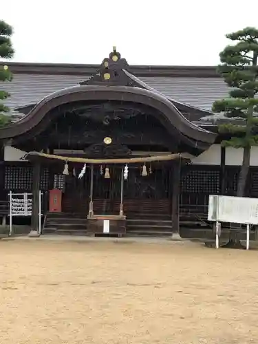 大浦神社の本殿