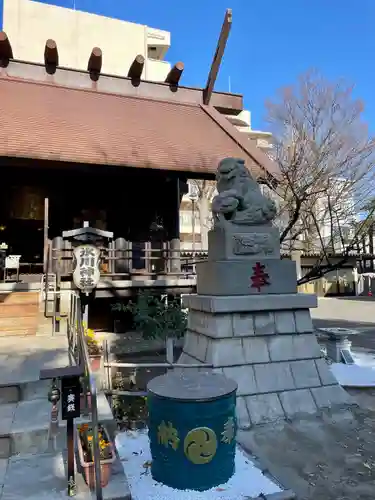 高円寺氷川神社の本殿・本堂