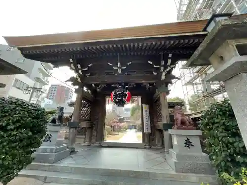 櫛田神社の山門