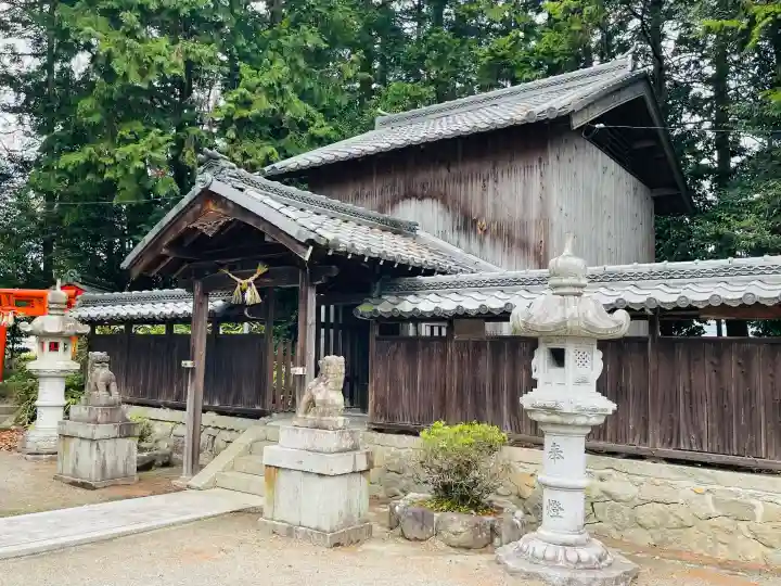 大澤八幡社の{uncategorized: "未分類", other: "その他", undefined: "問題あり", building: "その他建物", grave: "お墓", sacred_gate: "鳥居", guardian: "狛犬", statue: "像", buddha: "仏像", history: "歴史", nature: "自然", garden: "庭園", animal: "動物", pagoda: "塔", temizu: "手水舎", mountain_gate: "山門・神門", sanctuary: "本殿・本堂", subordinate: "末社・摂社", art: "芸術", scenery: "景色", jizo: "地蔵", ema: "絵馬", goshuin: "御朱印", omikuji: "おみくじ", items: "授与品その他", amulet: "お守り", goshuincho: "御朱印帳", eats: "食事", festival: "お祭り", votive_dance: "神楽", shichigosan: "七五三参", wedding: "結婚式", experience: "体験その他", initially: "初詣", around: "周辺", anti_infection: "感染症対策"}