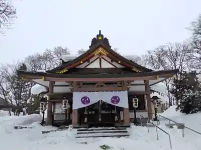 鷹栖神社の本殿・本堂