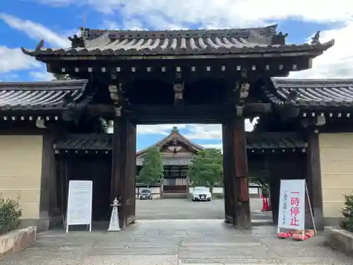東本願寺（真宗本廟）の山門・神門