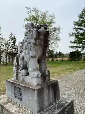 上更別神社の狛犬
